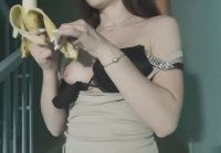 Banana eating pussy wank on the landing