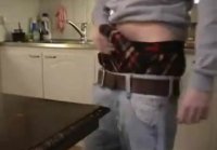 Sagger boy cumming in the table