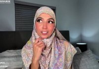 Арабская жена изменяет мужу и принимает сперму на лицо