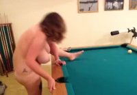 Hermano y Hermanastra Strip Poker Pt.2 (PISCINA) ( )