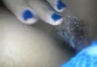 Masturbándose coño negro y corridas con esperma femenino