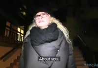 Chubby blonde in glasses began to suck cock and